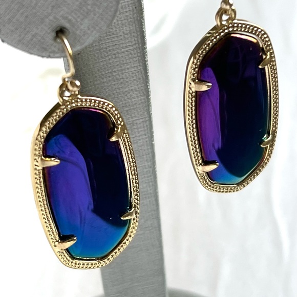 NWOT RARE & Retired Kendra Scott Elle Earrings Black Iridescent & Yellow Gold😊 - Picture 3 of 16